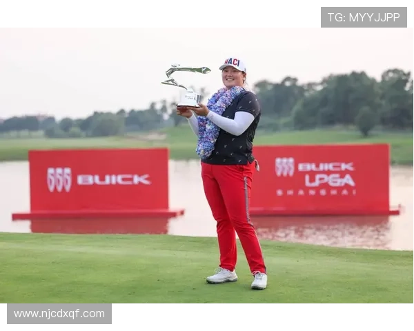 [高尔夫]泰国LPGA赛岩井明爱62杆领先 殷若宁T23刘瑞欣T61.